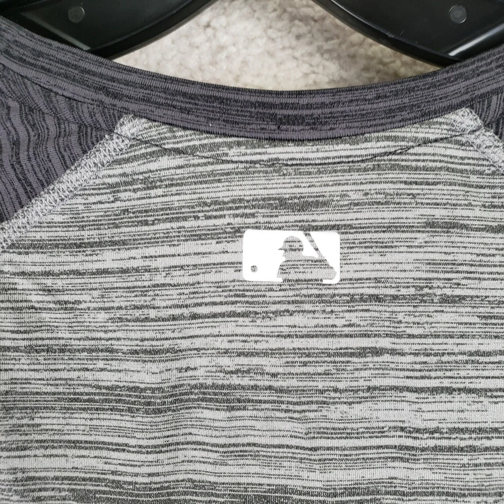 Nike MLB Dri-FIT 3/4 Sleeve Shirt Mens‎ Small Grey Heathered Baseball Training